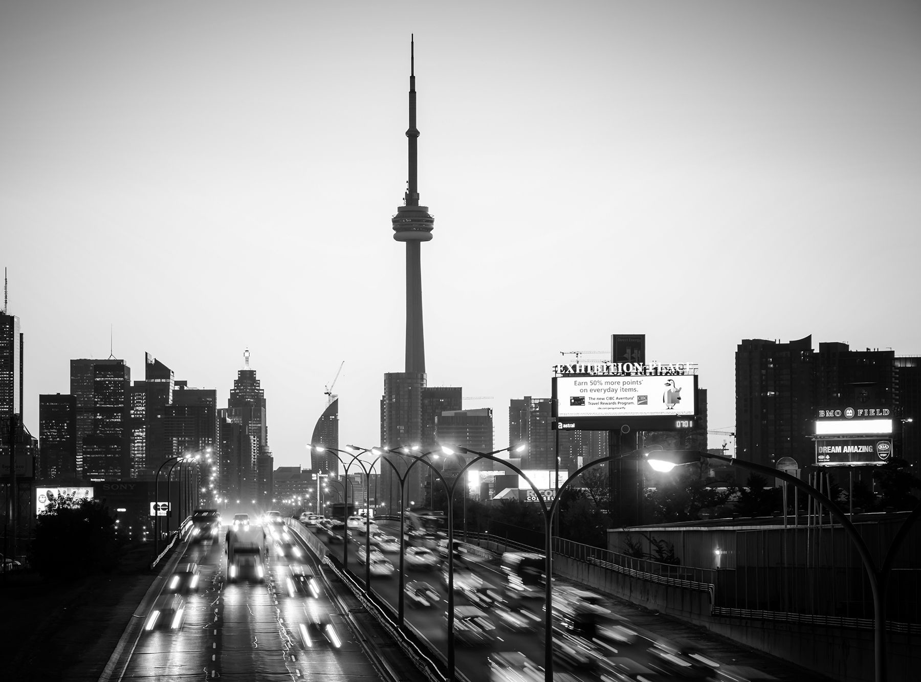 Toronto skyline background image